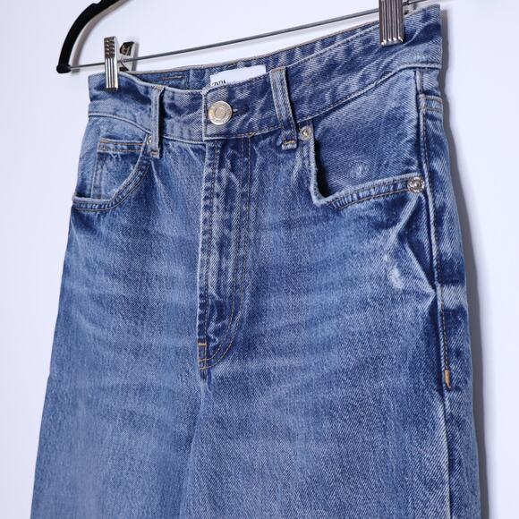 ZARA High Rise Distressed Straight Leg Jean Blue Medium Wash Denim Women's 2 - Picture 3 of 11